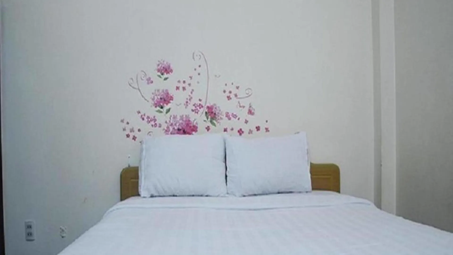 Tuong Hung Hotel Ho Chi Minh City