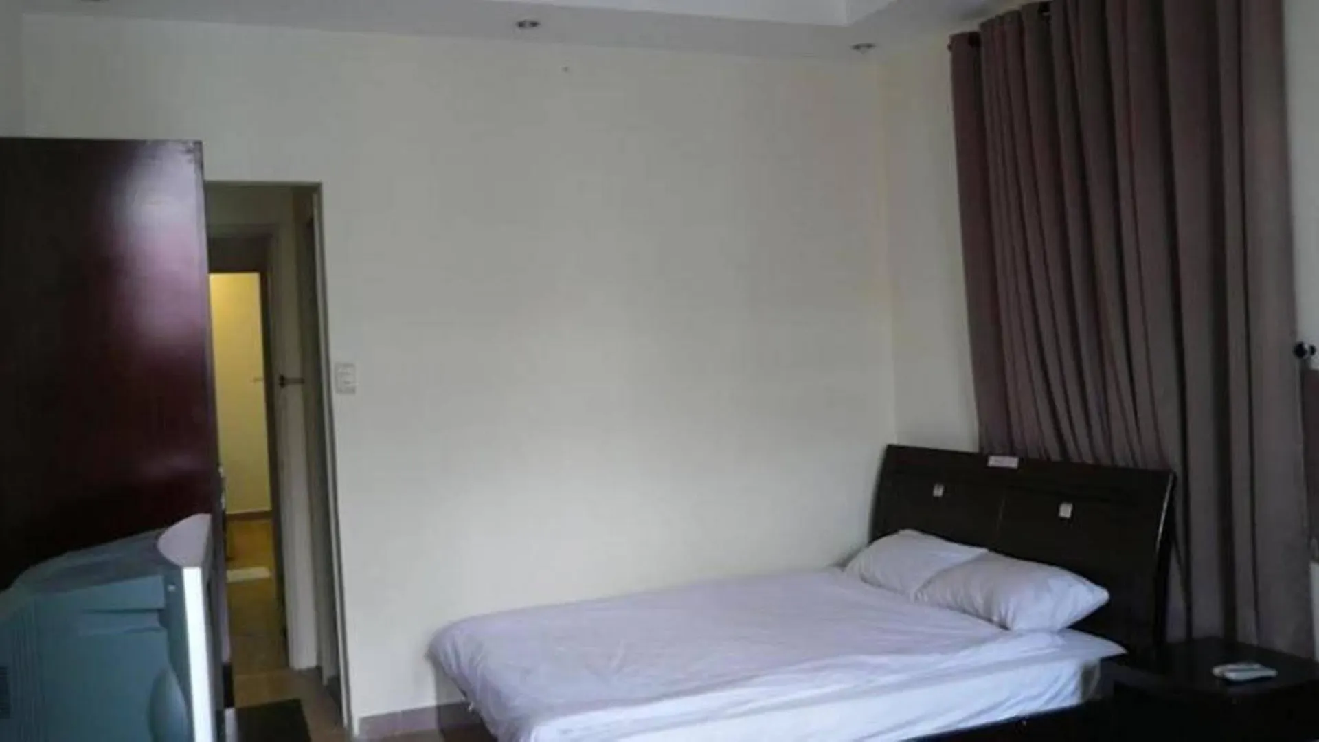 Tuong Hung Hotel Ho Chi Minh City