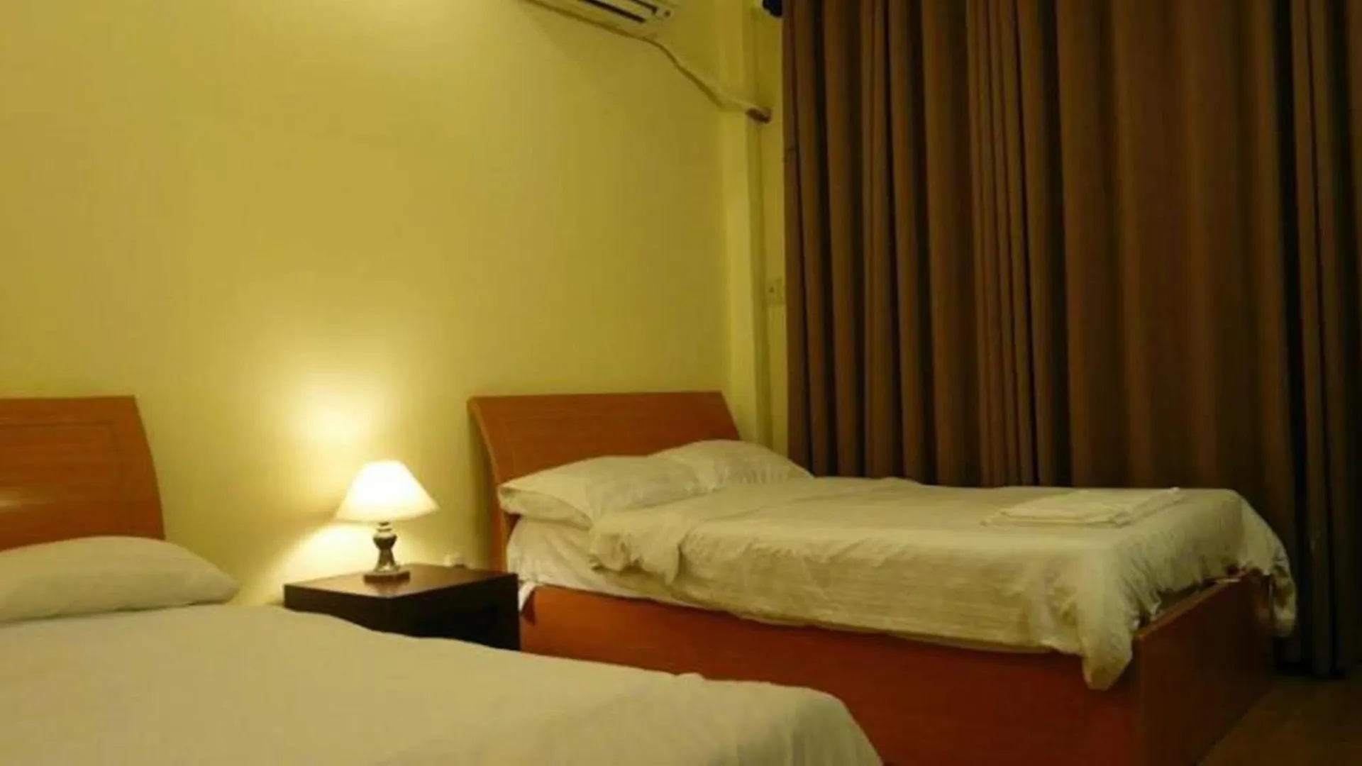 Tuong Hung Hotel Ho Chi Minh City