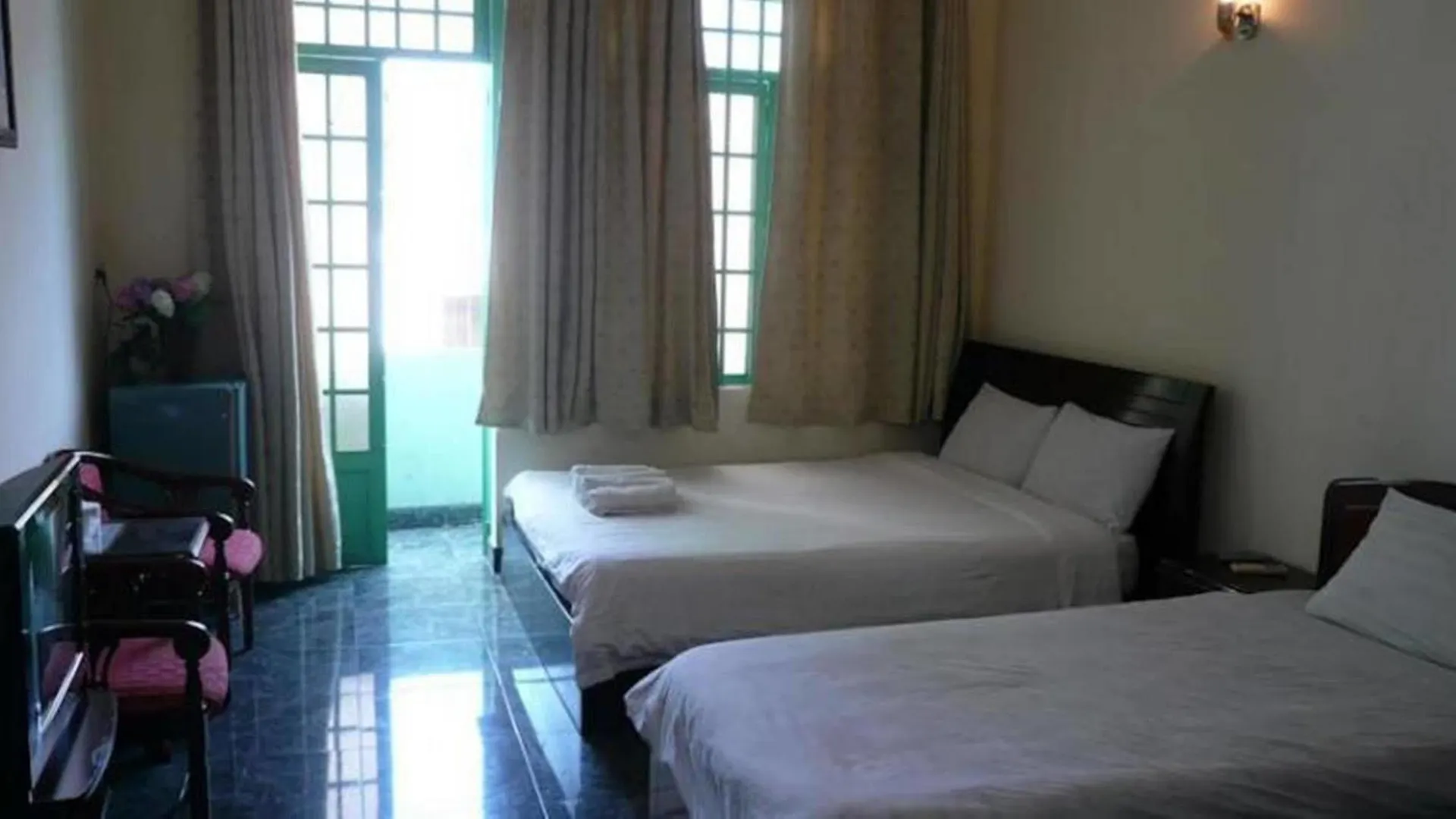 Tuong Hung Hotel Ho Chi Minh City
